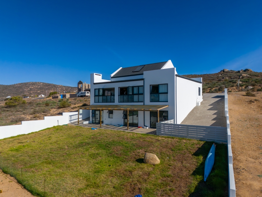4 Bedroom Property for Sale in Britannica Heights Western Cape